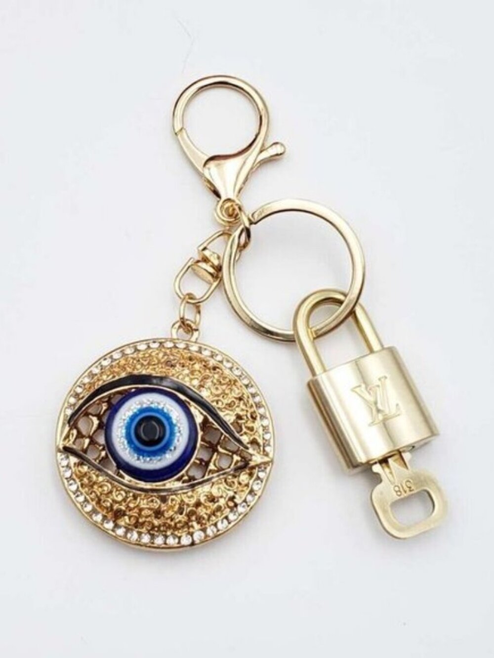 LV Authentic Gold Padlock 🔒 Key Set w/ Unbranded Evil Eye Keychain Charm - Picture 4 of 8